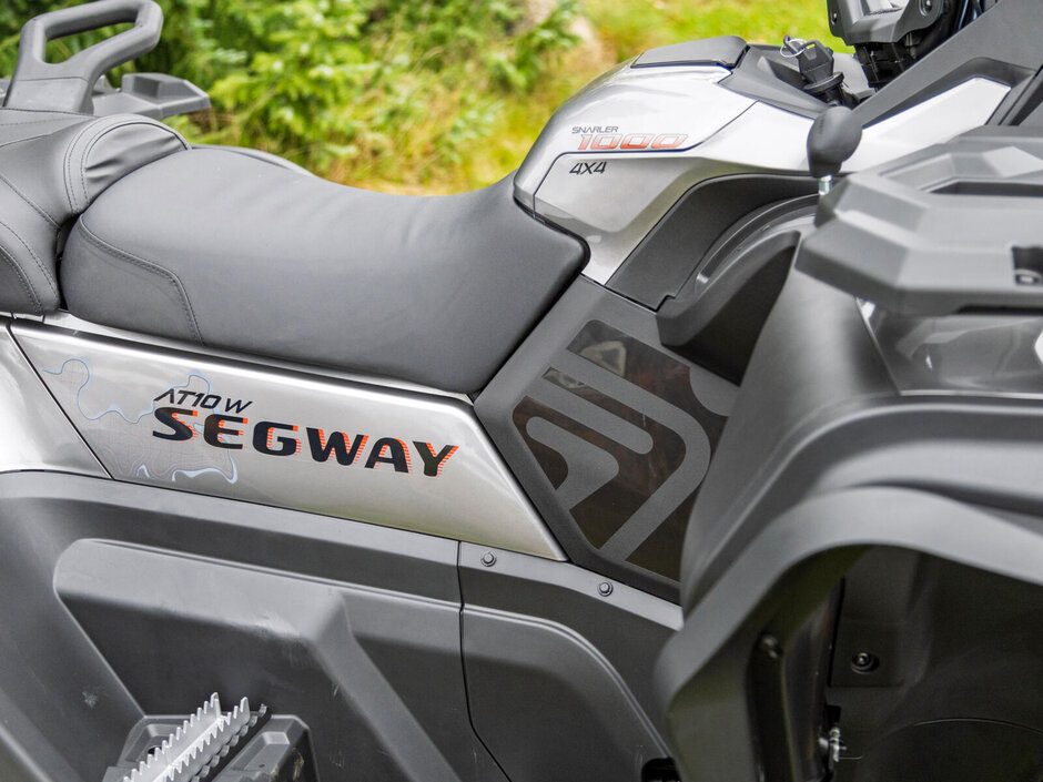 2026 Segway Snarler-AT10 Silver-Black 004